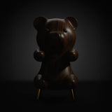 Brainchild – Træfigur – Bamse Figuren – Mahogni