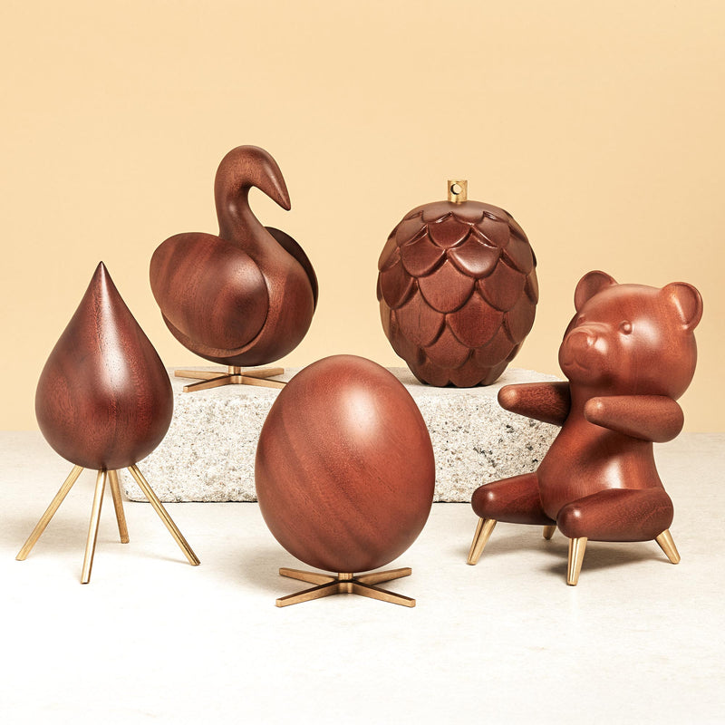 Brainchild – Træfigur – Bamse Figuren – Mahogni