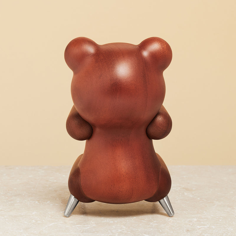 Brainchild – Træfigur – Bamse Figuren – Mahogni – Stål