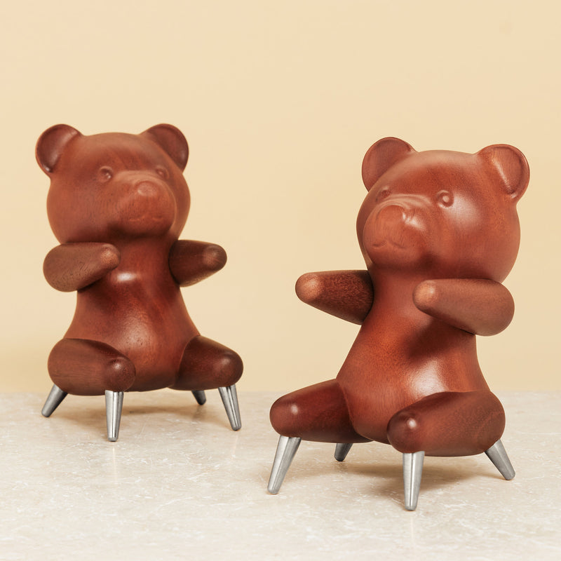 Brainchild – Træfigur – Bamse Figuren – Mahogni – Stål