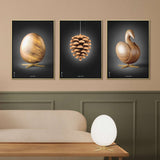 Brainchild – Pakkeløsning – Billedvæg – 3 valgfri lærredsprint – 50x70 cm + Ægget Lampen