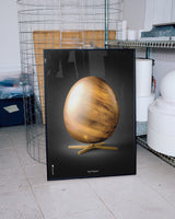 Brainchild – Plakat – Klassisk – Sort – Ægget Figuren